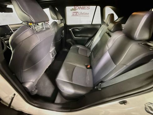 Certified 2021 Toyota RAV4 XSE AWD/4WD image 28