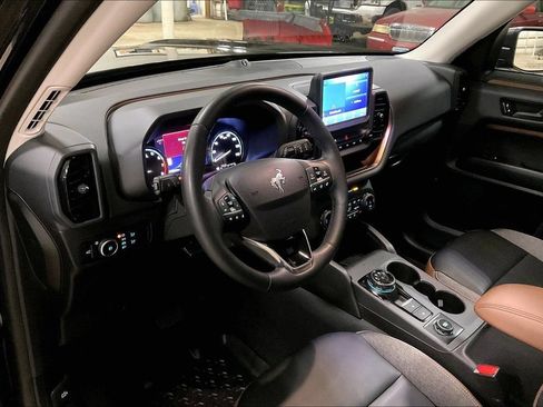 Certified 2024 Ford Bronco Sport Outer Banks w/ Tech Package AWD/4WD image 13