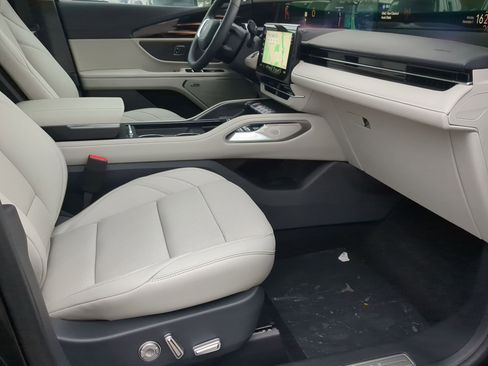 New 2026 Lincoln Nautilus Premier w/ Equipment Group 102A image 24