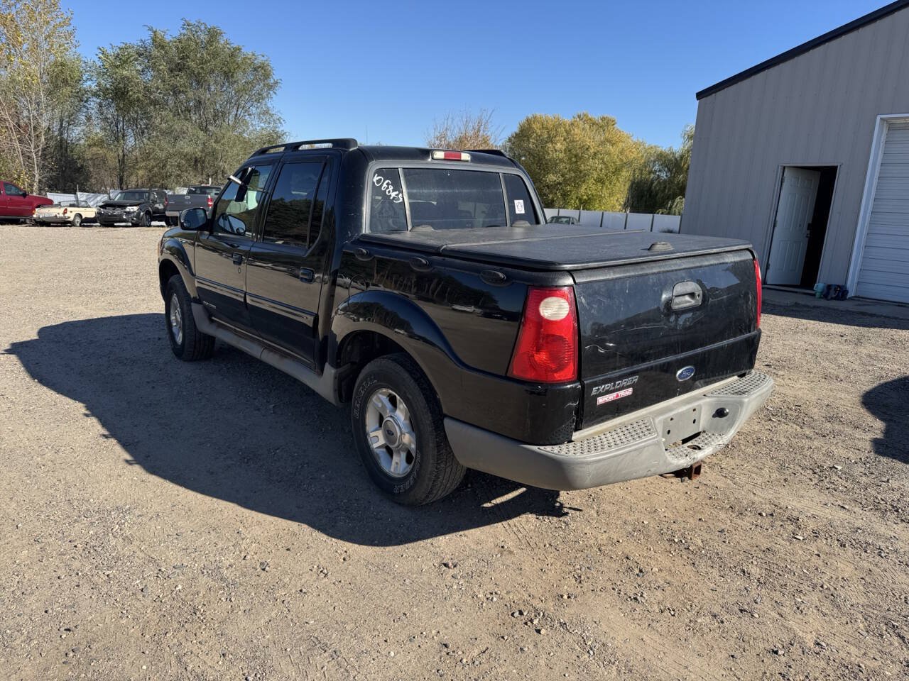 Used 2002 Ford Explorer Sport Trac 4x4 image 3