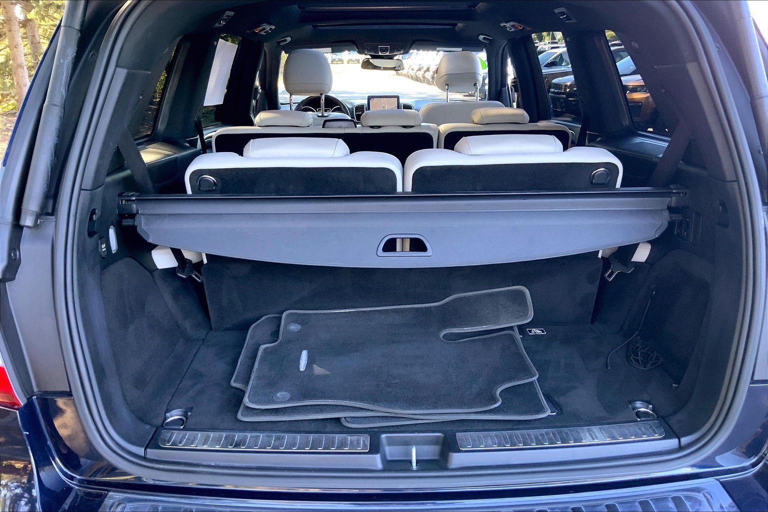 Used 2019 Mercedes-Benz GLS 450 4MATIC image 29