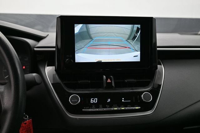 Used 2025 Toyota Corolla LE FWD image 23