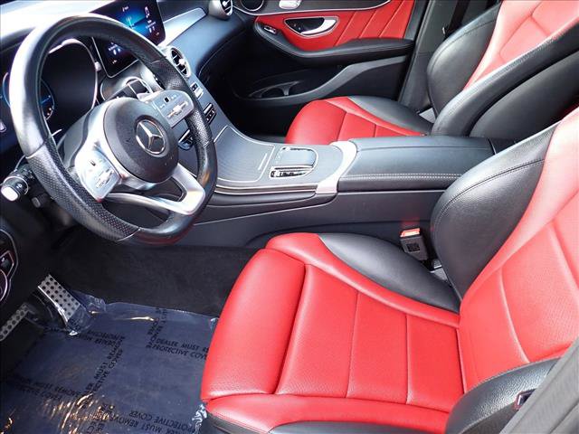 Used 2022 Mercedes-Benz GLC 300 4MATIC image 11