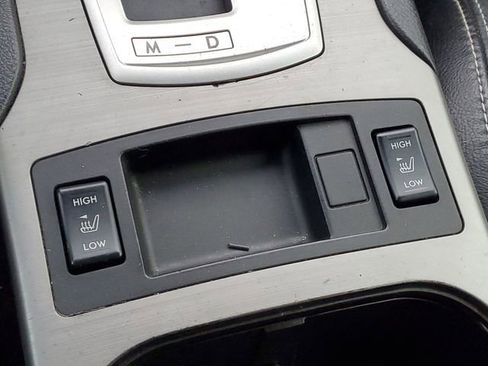 Used 2010 Subaru Legacy 2.5i Premium AWD/4WD image 23