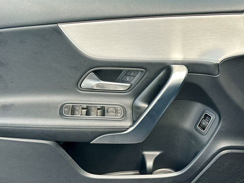 Used 2022 Mercedes-Benz A 220 4MATIC image 20