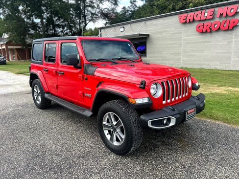 Used 2021 Jeep Wrangler Unlimited Sahara image 6