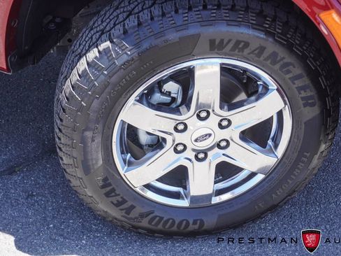 Used 2025 Ford Ranger XLT w/ Chrome Accent Package AWD/4WD image 12