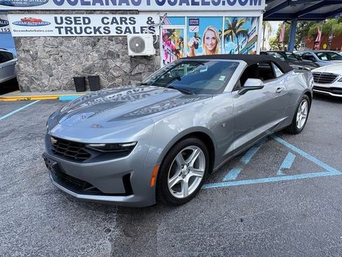 Used 2023 Chevrolet Camaro LT RWD image 12