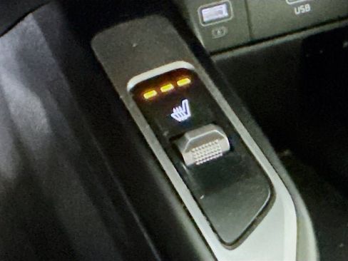 Certified 2023 Kia Sorento EX AWD/4WD image 20