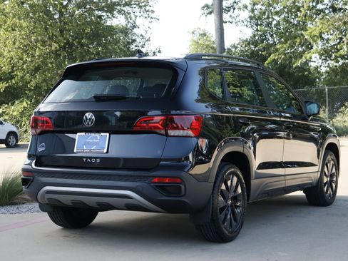 Certified 2023 Volkswagen Taos S FWD image 5