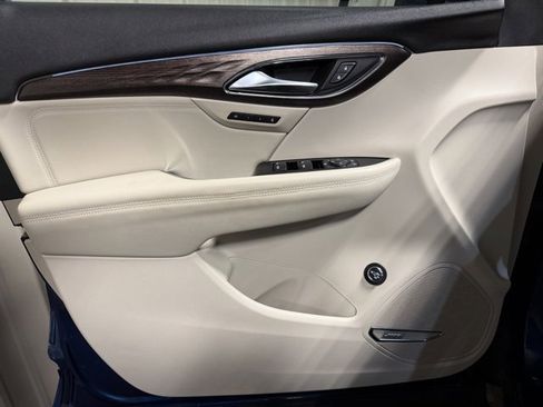 Used 2023 Buick Envision Avenir image 12