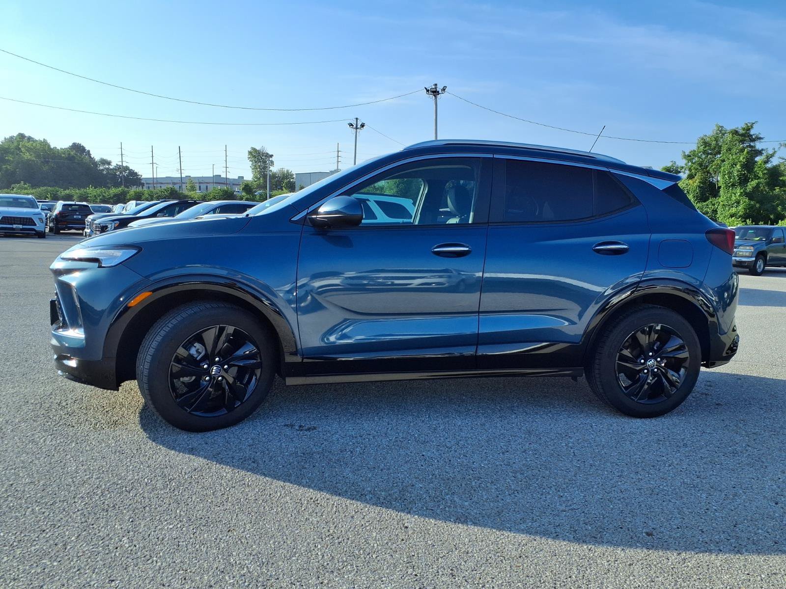 Used 2024 Buick Encore GX Sport Touring w/ Comfort Package FWD image 33