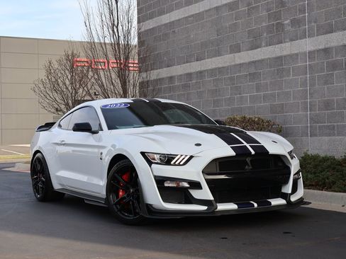 Used 2022 Ford Mustang Shelby GT500 w/ Technology Package RWD image 1