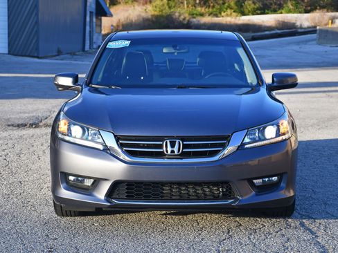 Used 2014 Honda Accord EX image 3