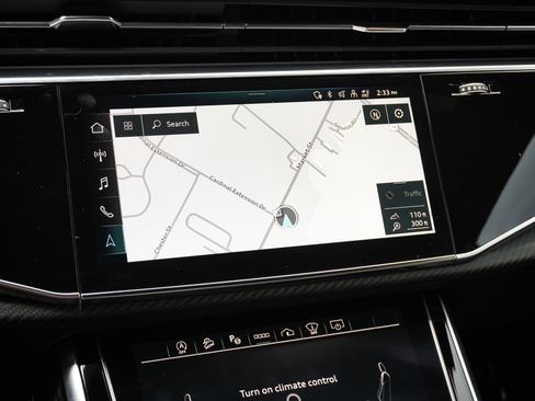 Used 2024 Audi RS Q8 image 25