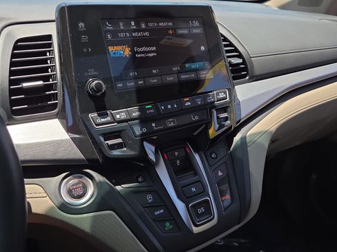 Used 2022 Honda Odyssey EX-L image 26