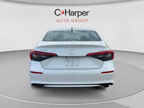 Used 2023 Honda Civic Sport image 4