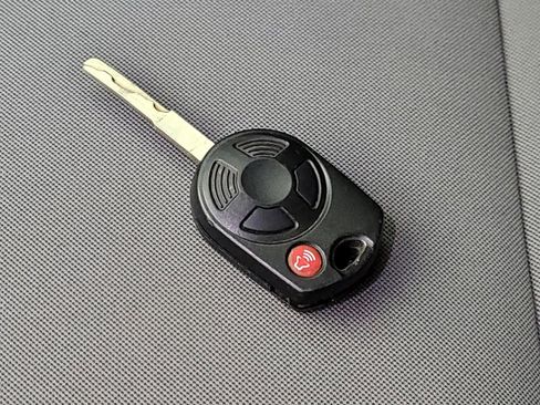 Used 2019 Ford Escape S image 32