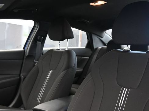 Certified 2025 Hyundai Elantra Sport FWD image 24