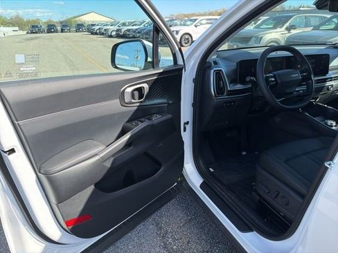 New 2026 Kia Sorento EX w/ EX Premium Package AWD/4WD image 13