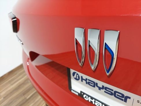 Certified 2025 Buick Envision Sport Touring image 13