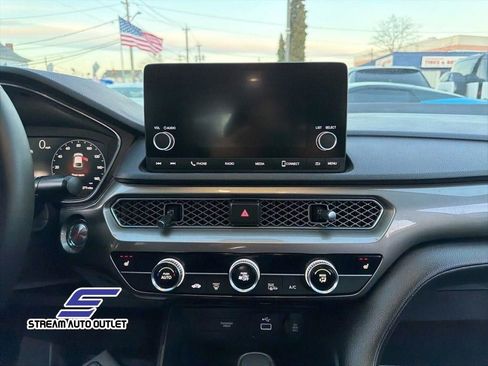 Used 2024 Acura Integra image 13