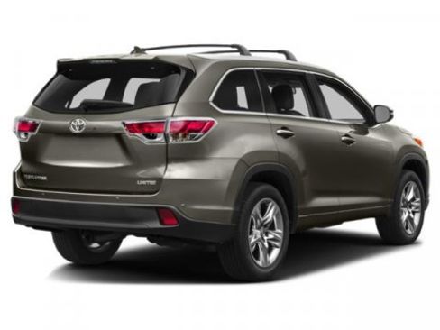 Used 2015 Toyota Highlander XLE AWD/4WD image 2