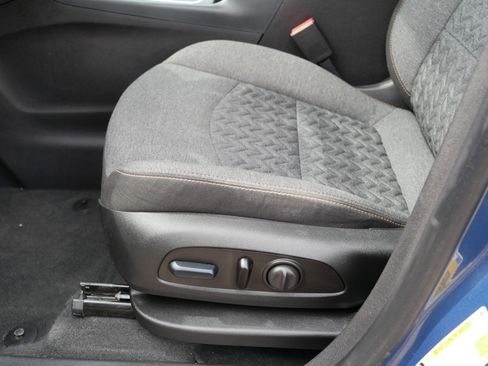 Used 2024 Chevrolet Equinox LT w/ LPO, Floor Liner Package image 20