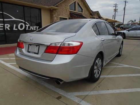 Used 2014 Honda Accord LX image 8