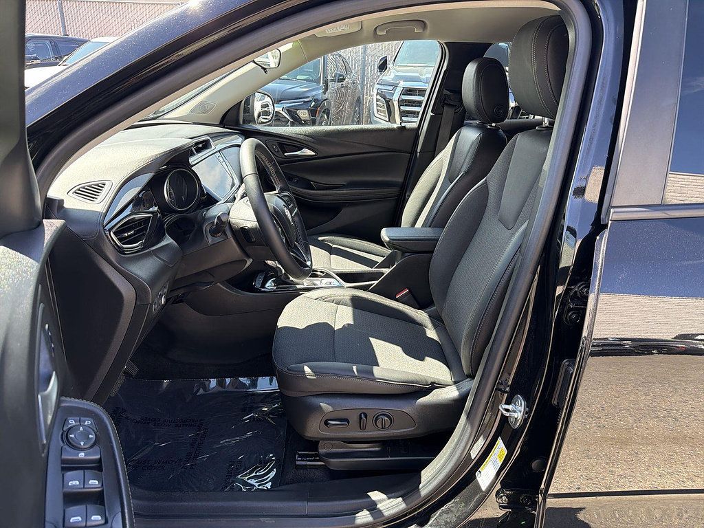 Used 2023 Buick Encore GX Preferred w/ Cold Weather Comfort Package FWD image 17