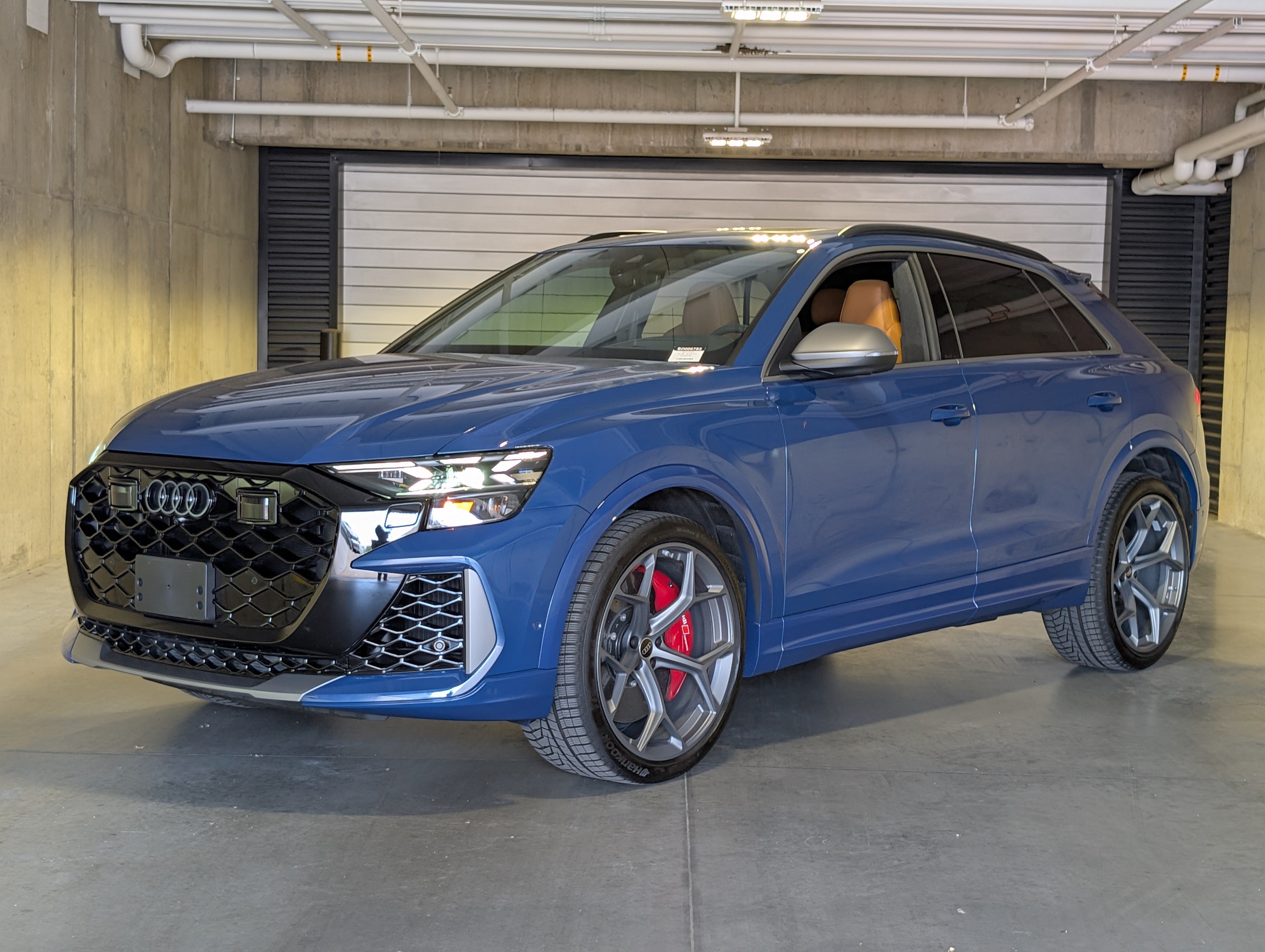 Used 2025 Audi RS Q8 performance AWD/4WD image 1