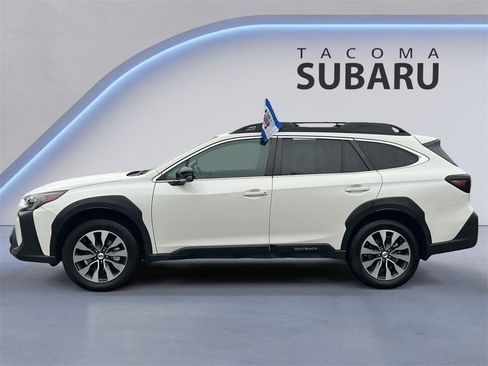 Used 2024 Subaru Outback Limited image 2