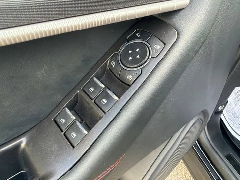 Used 2025 Ford Explorer ST AWD/4WD image 27