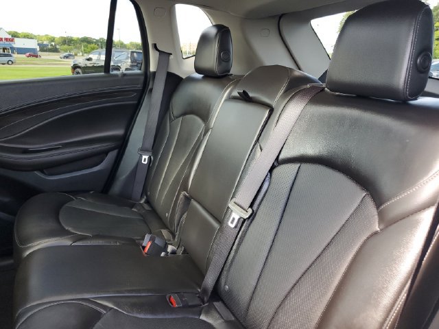 Used 2020 Buick Envision Essence w/ Experience Buick Package AWD/4WD image 32