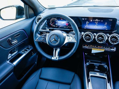 New 2026 Mercedes-Benz GLA 250 4MATIC image 14