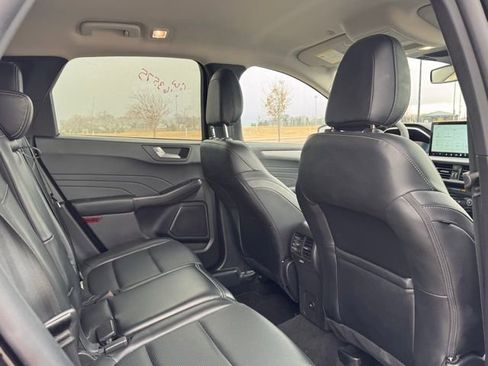 Used 2025 Ford Escape Platinum image 26
