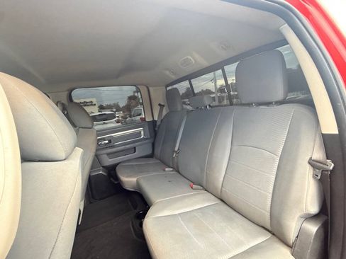 Used 2020 RAM 1500 Classic SLT AWD/4WD image 26