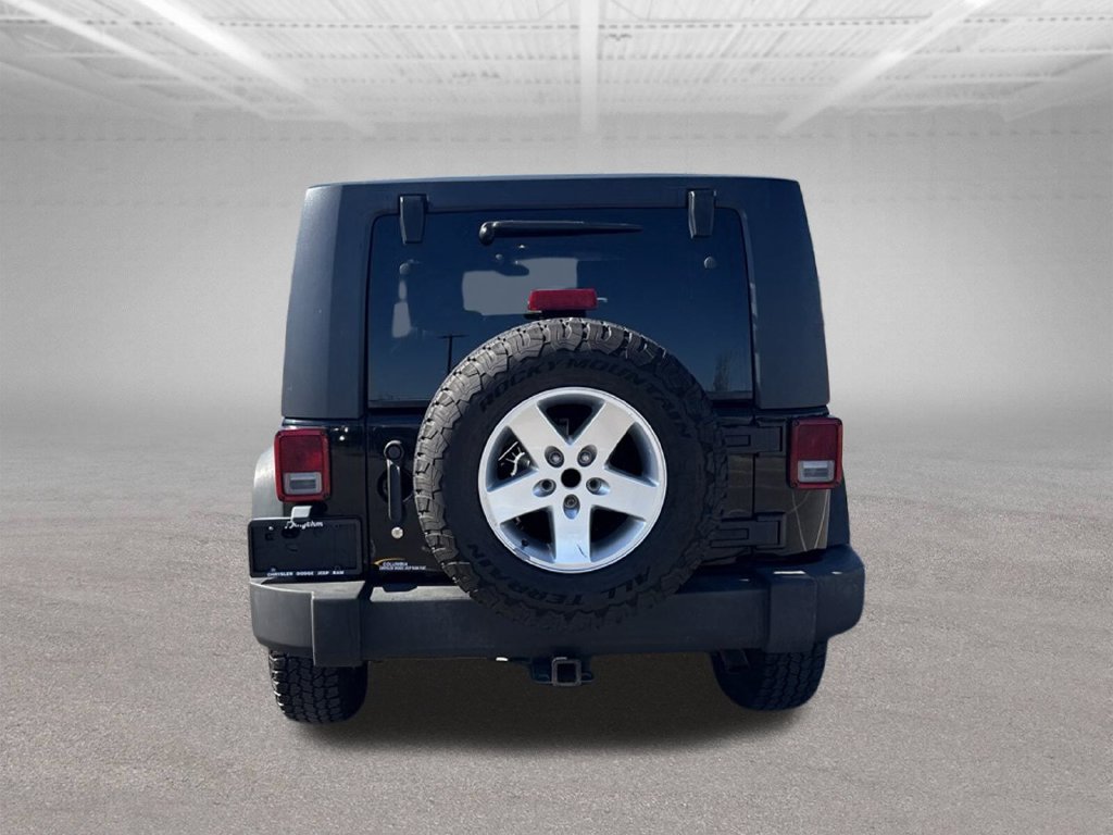 Used 2008 Jeep Wrangler Unlimited Rubicon w/ Dual Top Group AWD/4WD image 27
