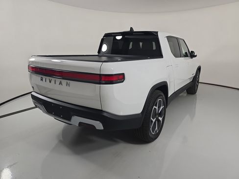 Used 2024 Rivian R1T Adventure AWD/4WD image 5