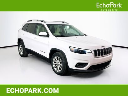 Used 2019 Jeep Cherokee Latitude w/ Popular Appearance Group