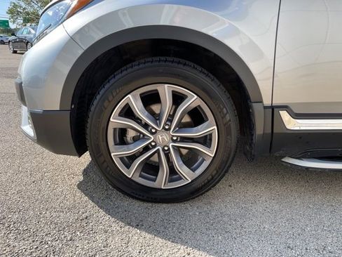 Used 2021 Honda CR-V Touring image 16