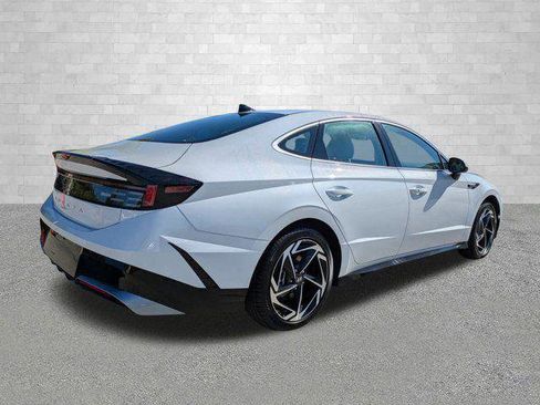 New 2026 Hyundai Sonata SEL image 2