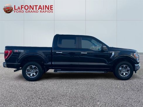 Used 2021 Ford F150 XLT w/ XTR Package image 8