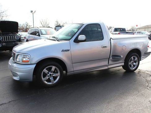 Used 2004 Ford F150 Lightning image 9
