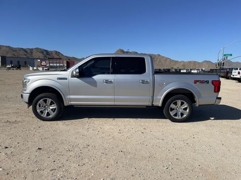 Used 2019 Ford F150 Platinum w/ Equipment Group 701A Luxury AWD/4WD image 2