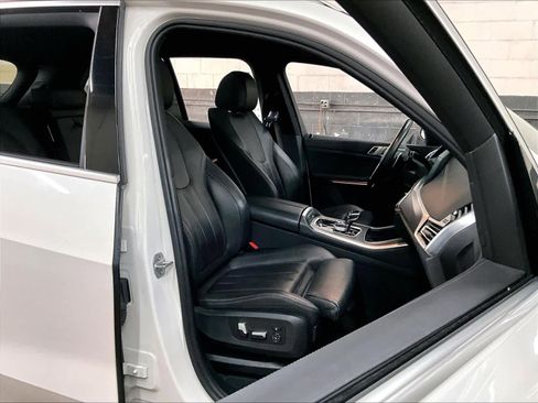 Used 2020 BMW X5 xDrive40i w/ Convenience Package AWD/4WD image 10