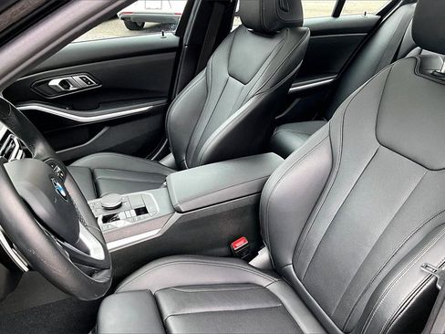 Used 2023 BMW 330i Sedan image 18