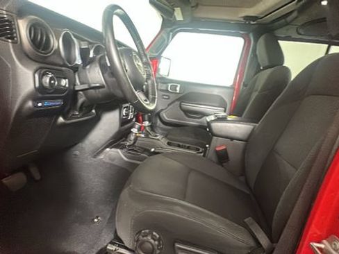 Used 2023 Jeep Wrangler Unlimited w/ Cold Weather Group AWD/4WD image 11