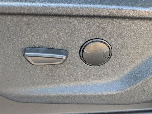 Used 2023 Ford F150 XLT image 19