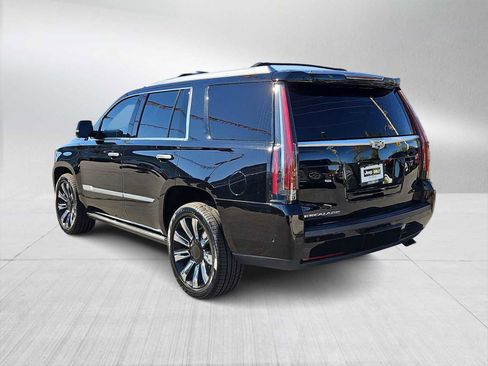 Used 2018 Cadillac Escalade Platinum image 6